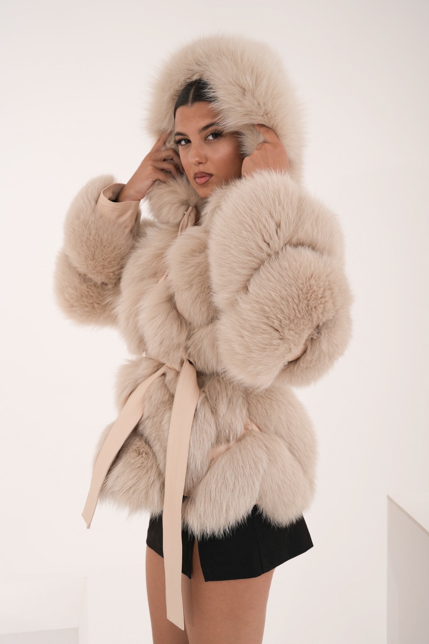 Volpe Peony  luxury beige