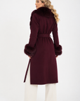 Cappotto bordato in volpe bordeaux