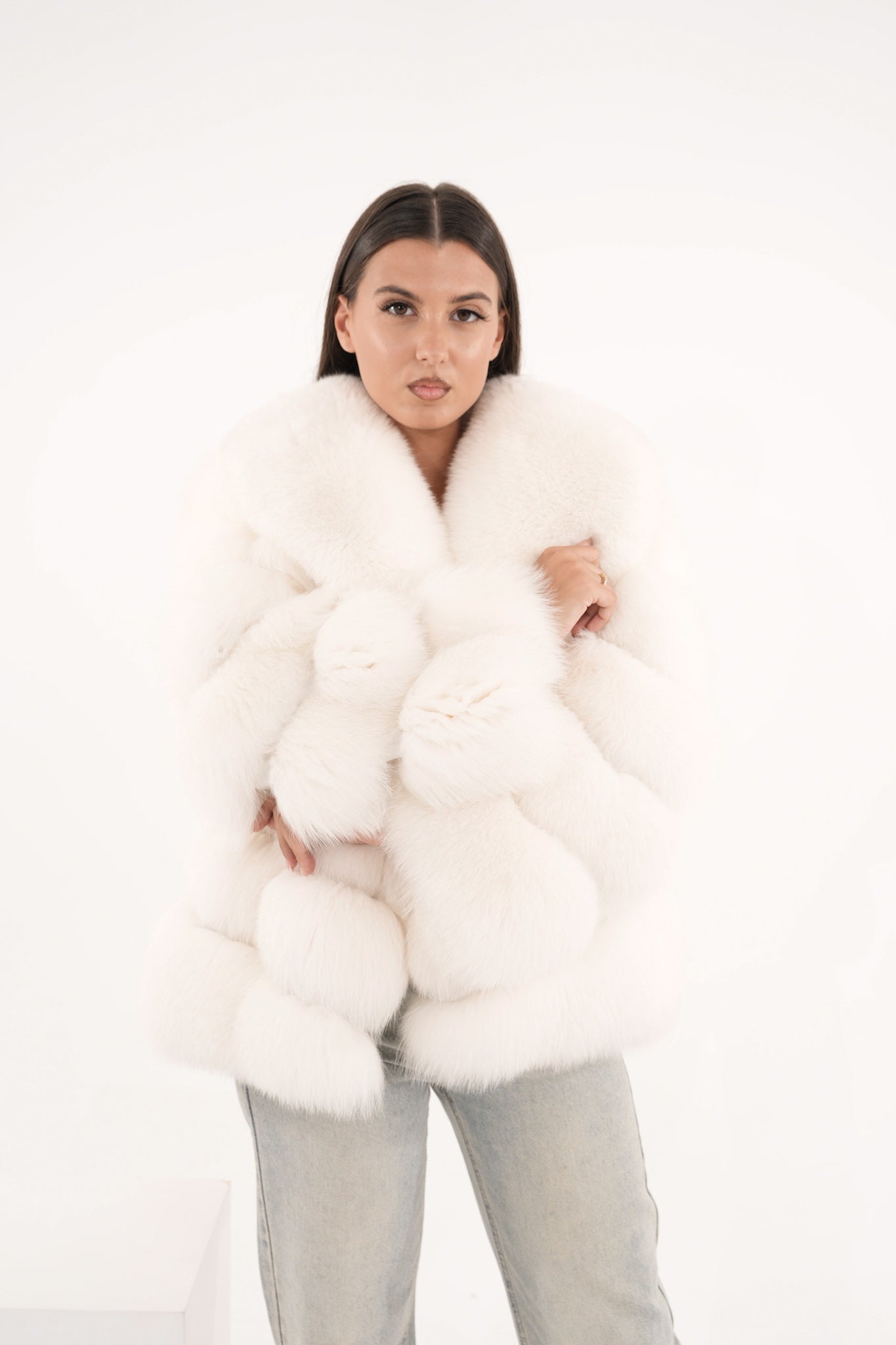 Volpe luxury White