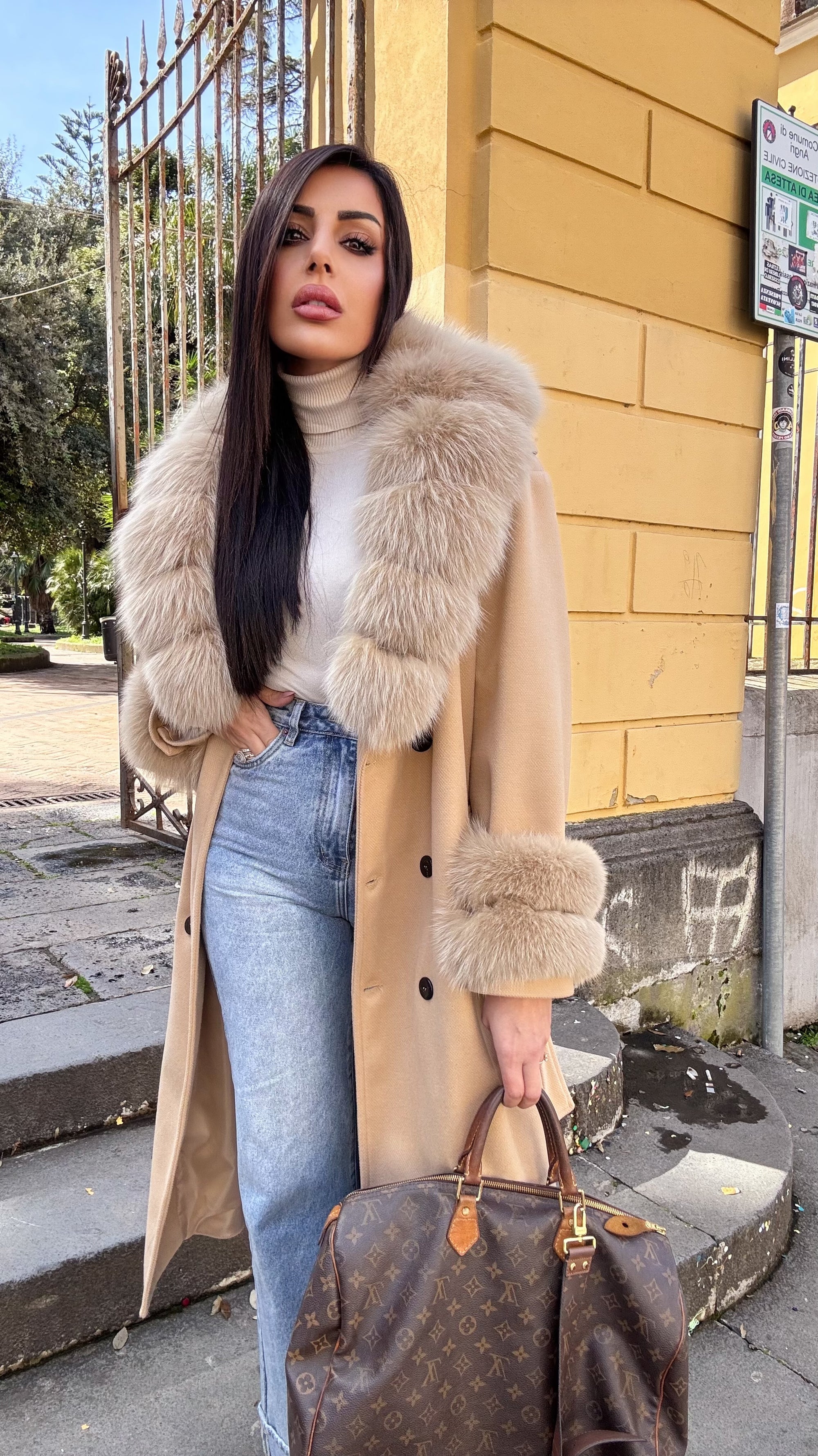 Cappotto doppiopetto beige luxury