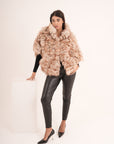 Mantella Volpe nude Clips