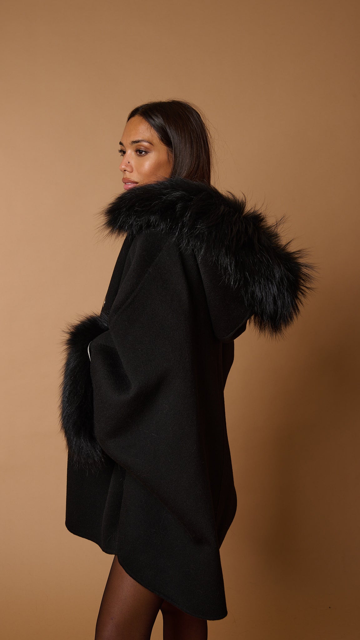 DIVA LUXURY CAPE black