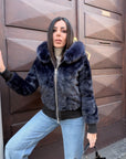 Bomber visone blu cappuccio borsato in volpe