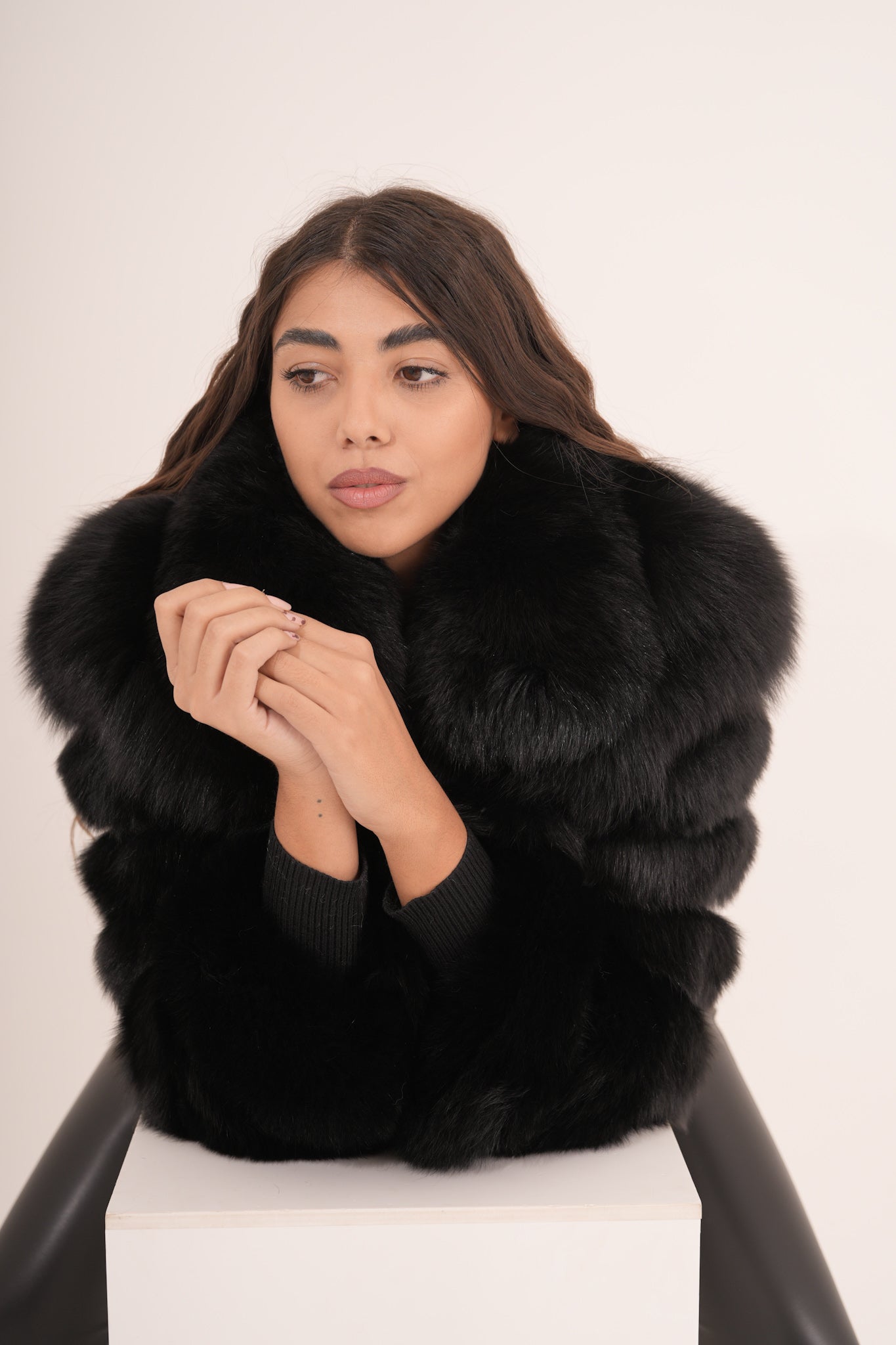 Volpe nera woman Luxury