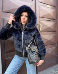 Bomber visone blu cappuccio borsato in volpe