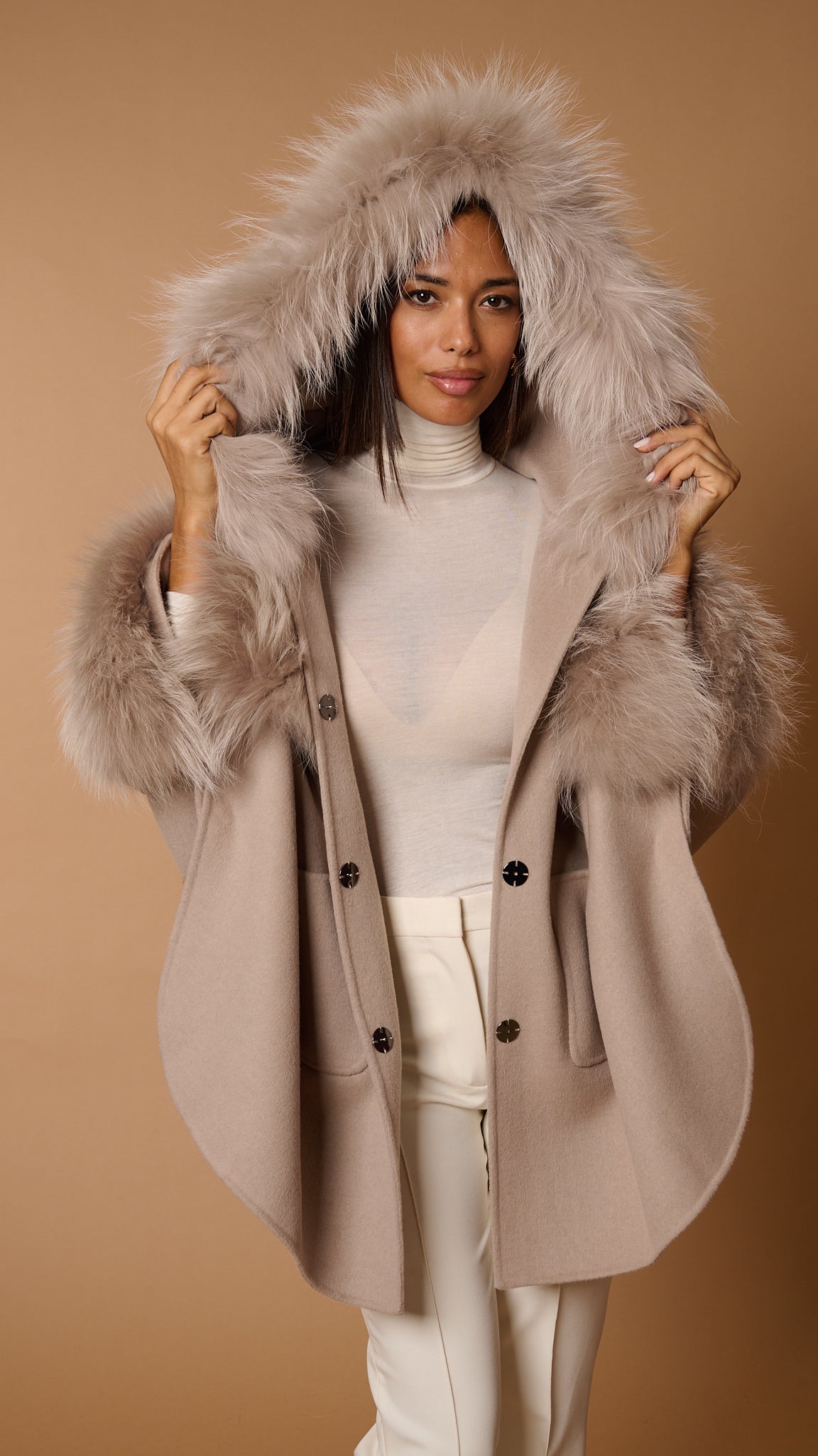 DIVA LUXURY CAPE beige