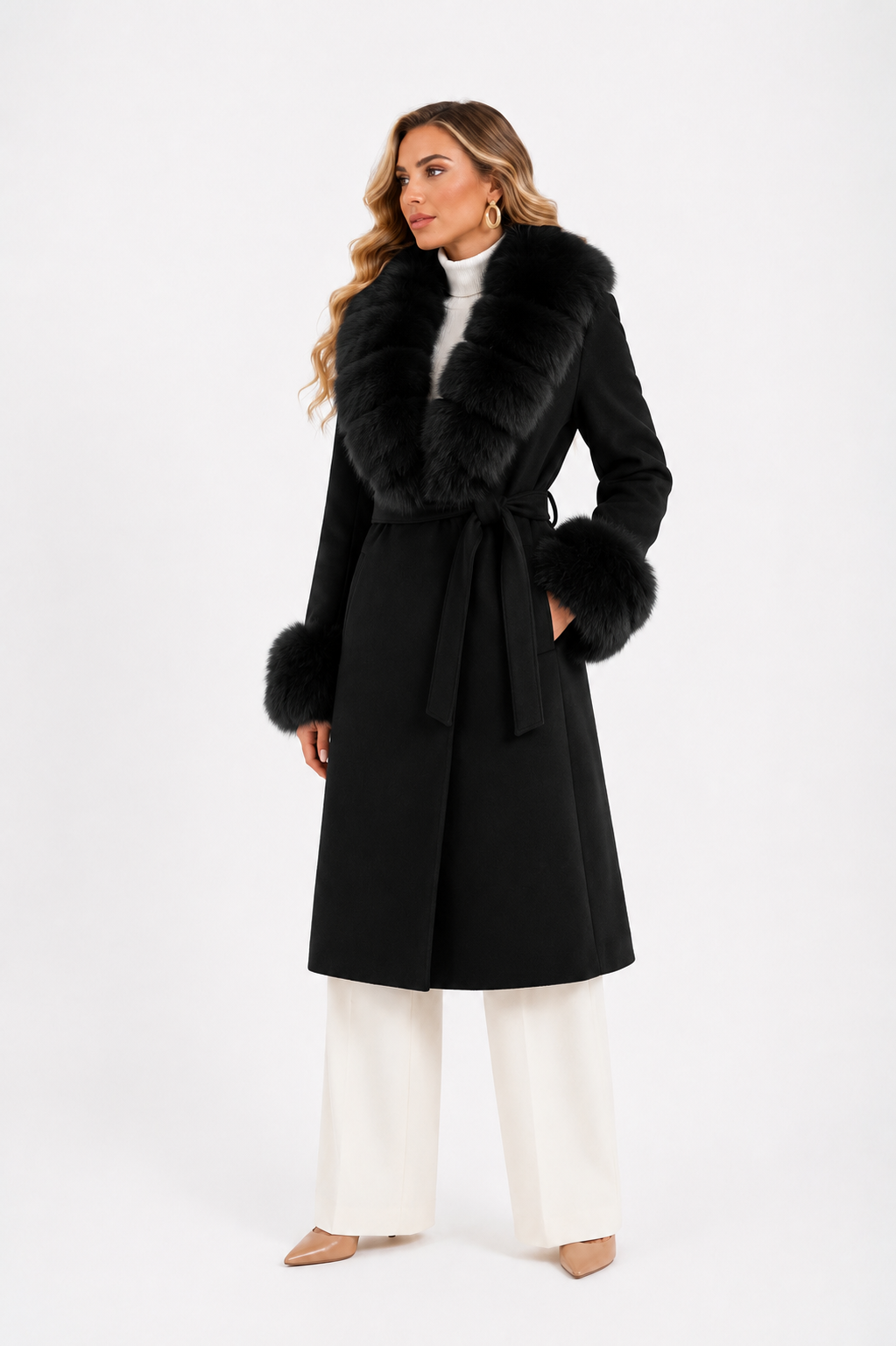 Cappotto bordato in volpe nero