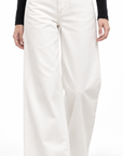 Jeans White essence