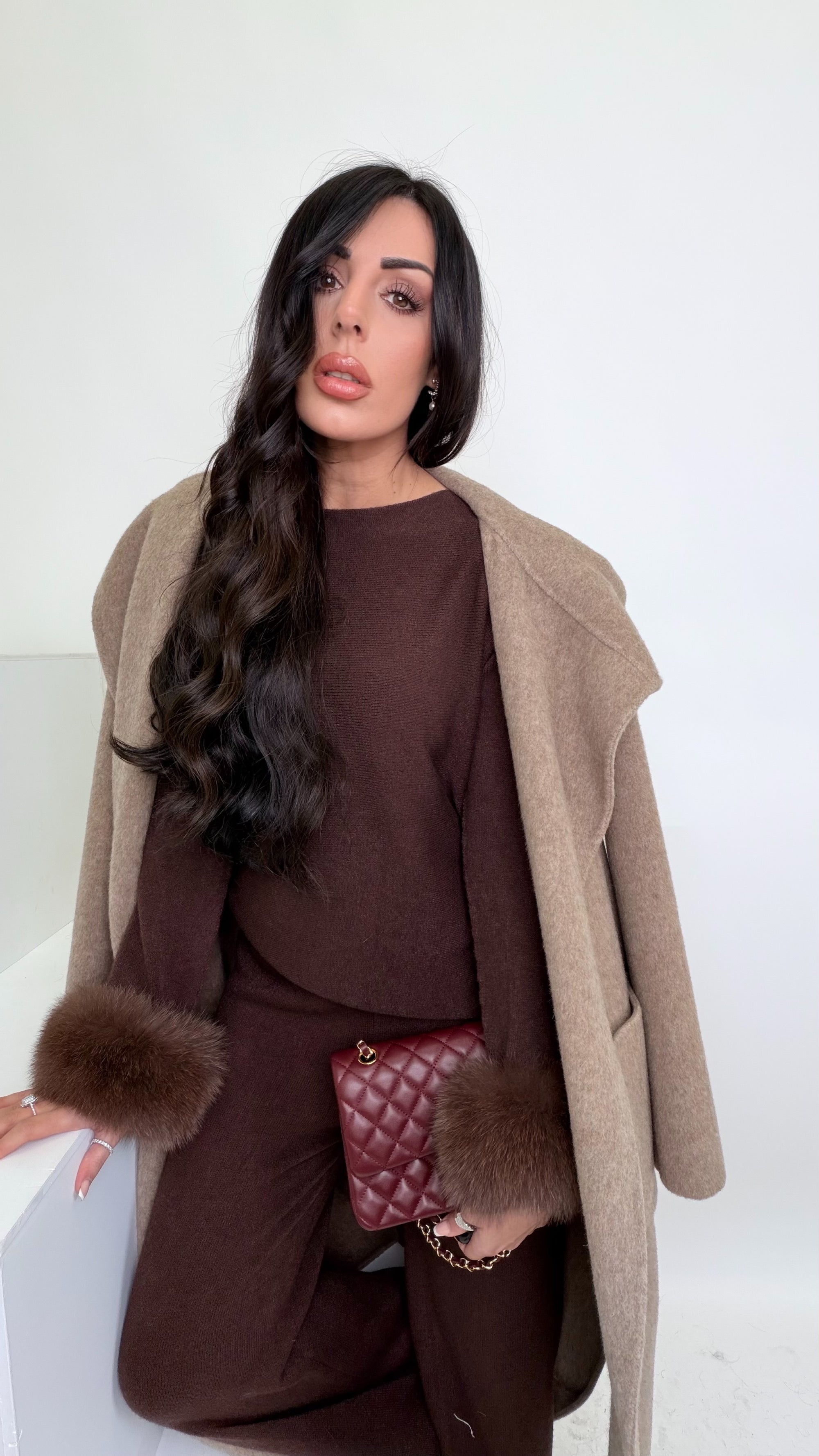 Coordinato in lana e volpe choco