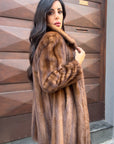 Cappotto in visone nocciola midi