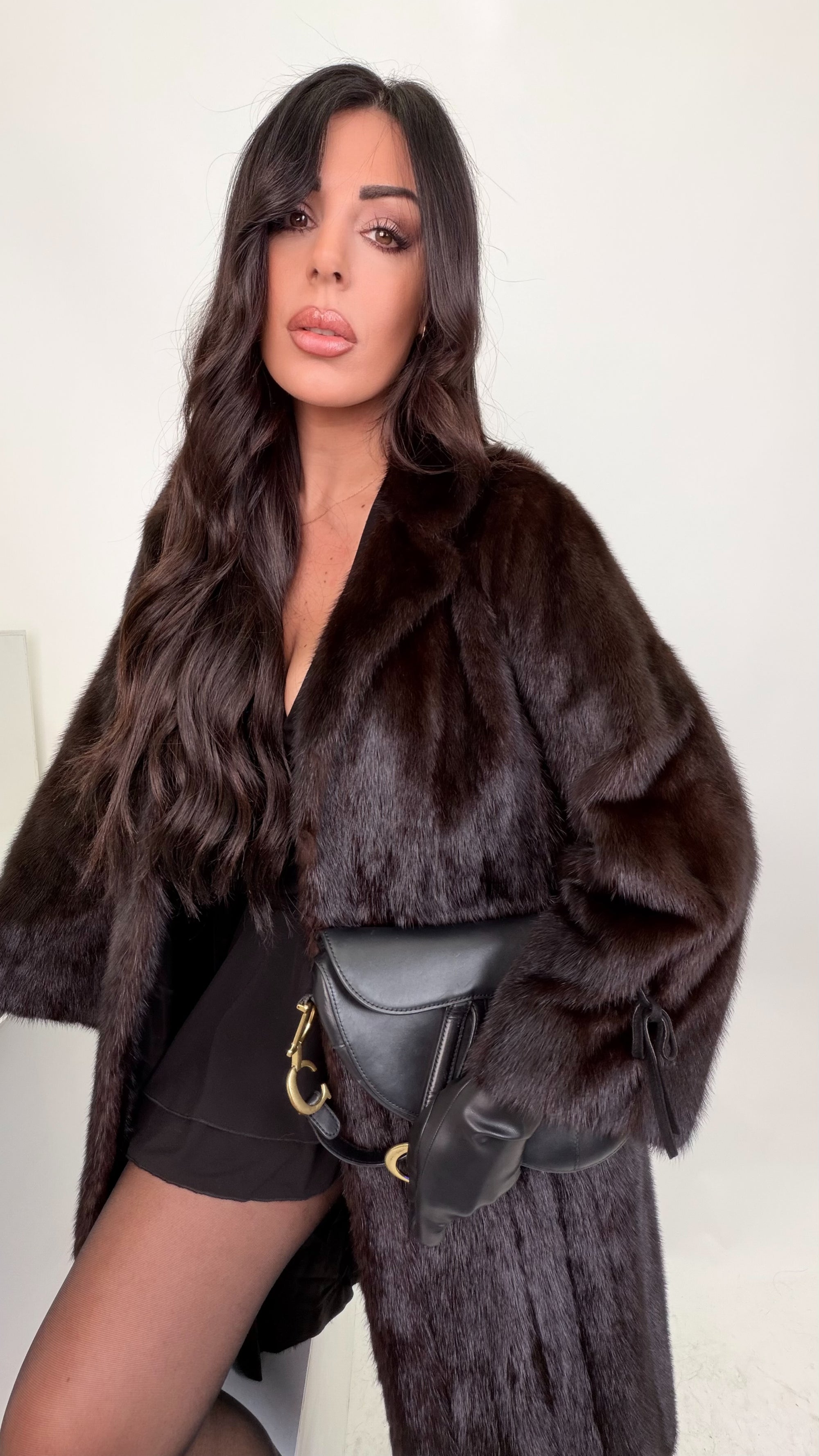 Visone nero fiocchetti