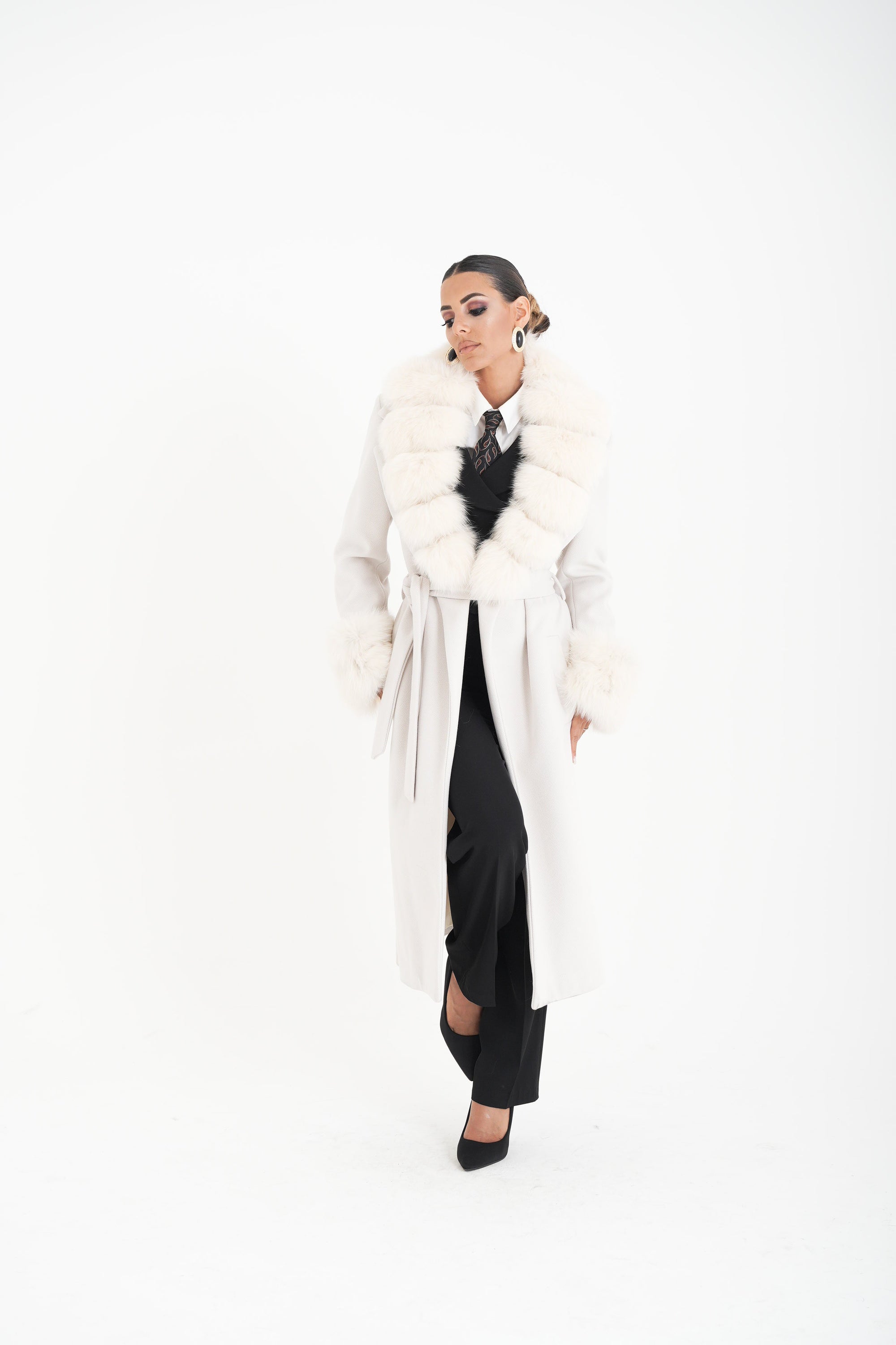 Cappotto bordato  in volpe panna