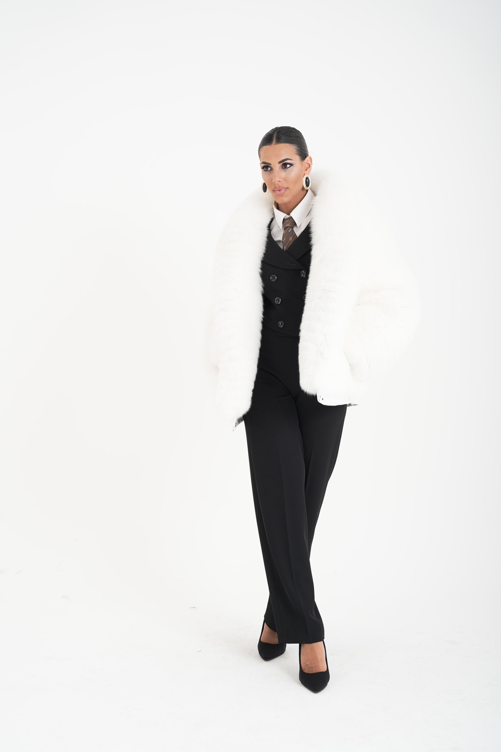 Volpe trinity White